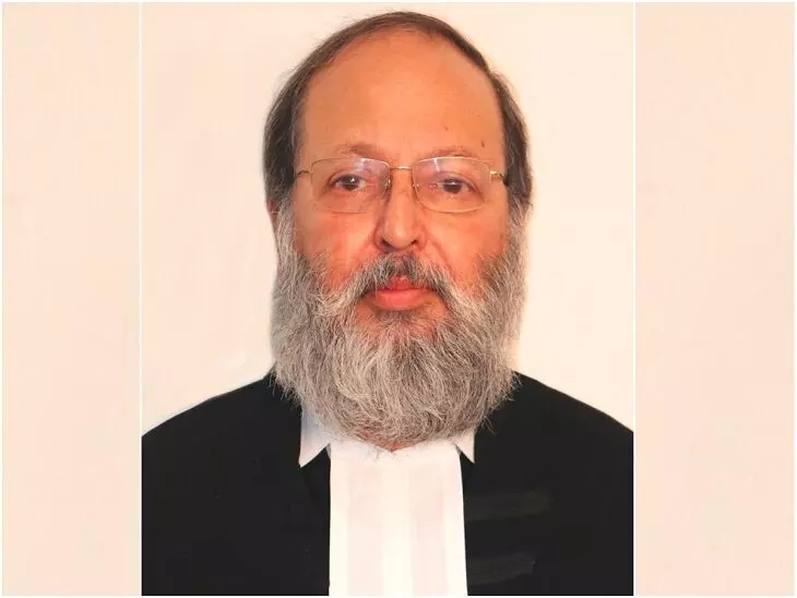 कानून ही नहीं, क्रिकेट के भी महारथी हैं नए चीफ जस्टिस अरूप गोस्वामी, कल संभालेंगे हाईकोर्ट में जिम्मेदारी, जानें उनकी खूबियों के बारे में कानून ही नहीं, क्रिकेट के भी महारथी हैं नए चीफ जस्टिस अरूप गोस्वामी, कल संभालेंगे हाईकोर्ट में जिम्मेदारी, जानें उनकी खूबियों के बारे में