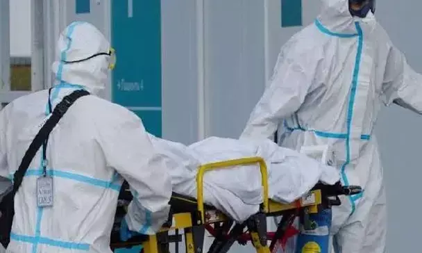 रुस में कोरोना कहर: बीते चौबीस घंटों में हज़ार से उपर मरीज़ों की मौत.. पुतिन ने सात दिवसीय अवकाश का किया ऐलान