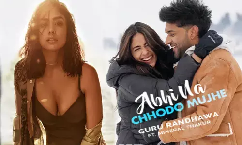 ऐसे ना छोड़ो गाना: गुरु रंधावा और मृणाल का रोमांटिक सॉन्ग, इंटरनेट पर मचा दी धूम.... लोगों को बेहद पसंद आ रही दोनों की जोड़ी