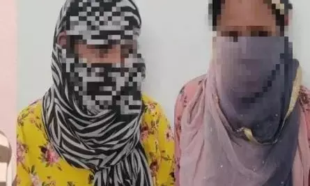 सेक्स रैकेट खुलासा: नौकरी के लिए दार्जिलिंग से बुलाई गई थीं युवतियां, दो महिलाओं समेत पांच गिरफ्तार.. सरकारी कर्मचारियों और नेता का भी था आना-जाना...