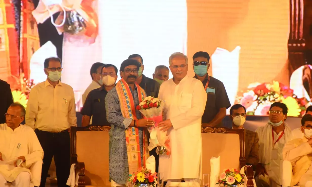 नृत्य वीडियोः रायपुर के साइंस कॉलेज ग्राउंड पर राष्ट्रीय आदिवासी नृत्य महोत्सव का उद्घाटन समारोह का देखिए लाइव वीडियो