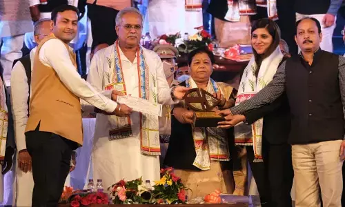 राज्योत्सव में बालको के पैवेलियन ने जीता द्वितीय पुरस्कार, राज्यपाल, मुख्यमंत्री के हाथों में मिला सम्मान, सीईओ अभिजीत पति ने दी बालको परिवार को शुभकामनाएं