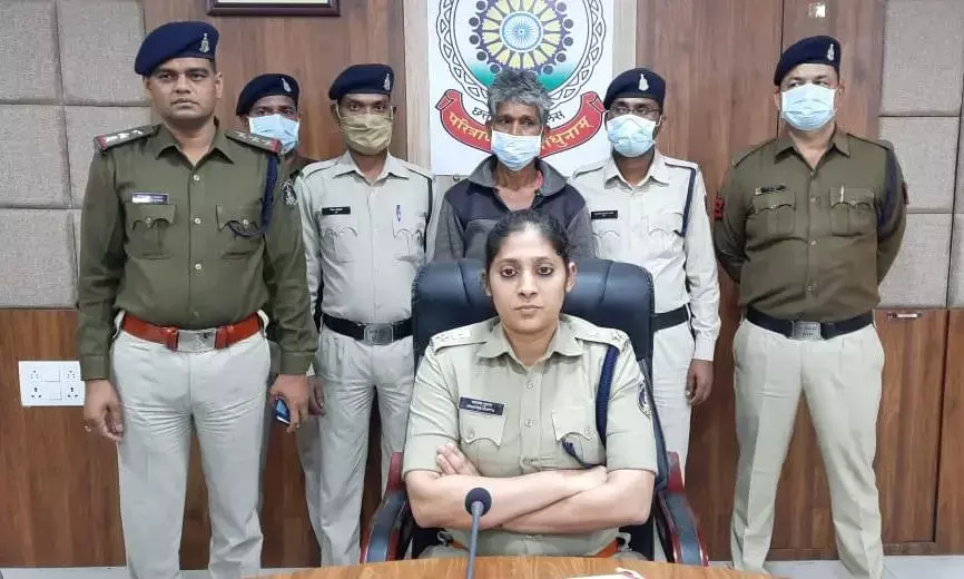 दोहरा हत्याकांड मामला: चरित्र शंका पर पति ने ही की थी पत्नी और पड़ोसी की हत्या..पुलिस ने किया गिरफ़्तार