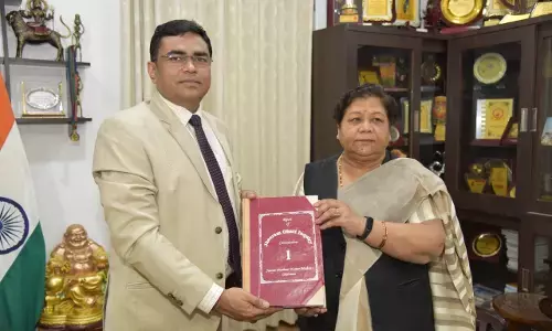 जांच रिपोर्ट ब्रेकिंगः झीरम घाटी नक्सली हमले की जस्टिस प्रशांत मिश्रा जांच आयोग ने राज्यपाल को 4184 पेज की रिपोर्ट सौंपी