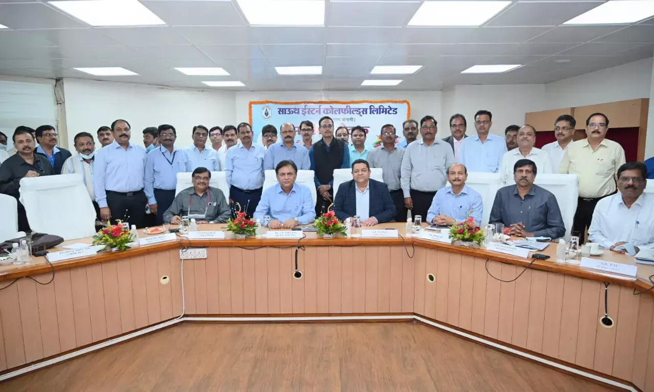 कोल सेक्रेटरी एसईसीएल प्रवास पर... देश की आकांक्षाओं के अनुरूप ऊर्जा आपूर्ति के लिए प्रतिबद्ध कोयला उद्योग: डॉ अनिल कुमार जैन