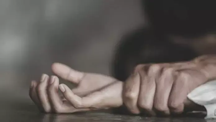 नाबालिग के साथ गैंगरेप: घुमाने लेजाने का दिया झांसा, फिर कमल विहार में लेजाकर दो युवकों ने बनाया हवस का शिकार...
