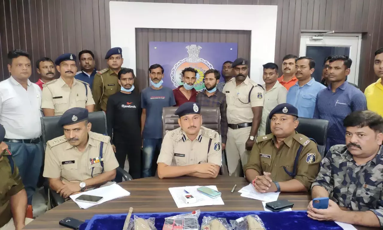 कांग्रेस पार्षद की हत्या खुलासा: 5 आरोपियो गिरफ्तार, इस विवाद के चलते एक सालों से कर रखे थे हत्या की प्लानिंग, ख़रीदा रखा था कट्टा....