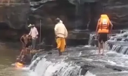 परिवार के साथ घूमने आए 12 वर्षीय बच्चे की डूबने से मौत, 18 घंटे बाद शव को पानी से निकला गया