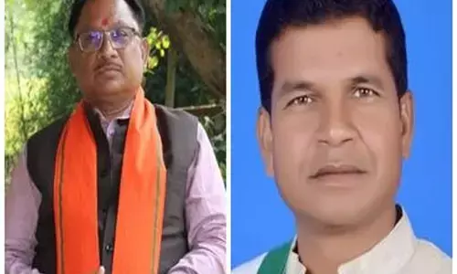 वार-पलटवारः बीजेपी प्रेसिडेंट साय बोले...भूपेश सरकार ने वैट टैक्स कम करने के नाम पर छत्तीसगढ़ी जनता से किया छल, पीसीसी प्रेसिडेंट मरकाम का जवाबी प्रहार, बीजेपी पेट्रोल-डीजल पर बढ़ाये गए एक्साइज ड्यूटी पहले कम करवाए