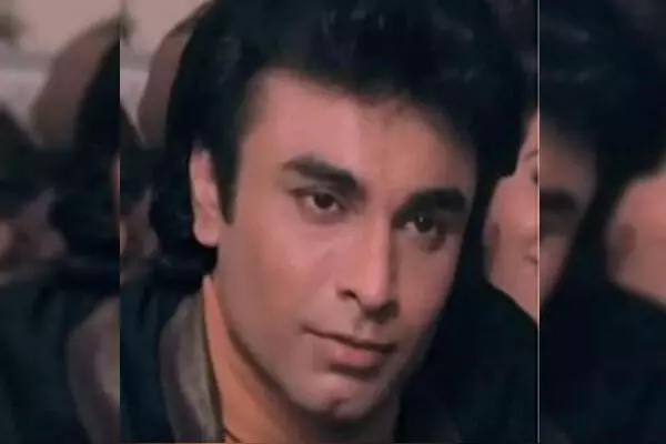 एक्टर की मौत: 90 के दशक में रिलीज हुई कई फिल्मों में काम कर चुके हैं, जैकी श्रॉफ और अक्षय कुमार के साथ आ नजर ......
