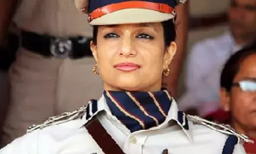 कृष्ण भक्ति खातिर महिला अफसर ने छोड़ी IPS की नौकरी...वीआरएस मंजूर, सीएम ने किया साइन, 1 दिसंबर को होंगी रिलीव