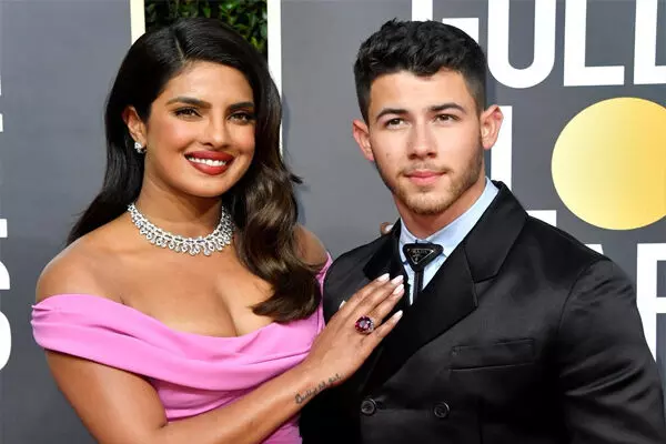 प्रियंका चोपड़ा बनी मां.... शादी के 3 साल बाद फैन्स को दी खुशखबरी, ऐक्ट्रेस ने सोशल मीडिया पर शेयर की जानकारी...