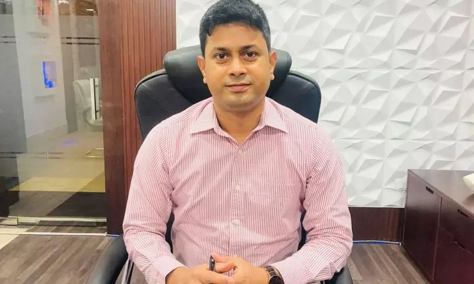 कलेक्टर का अनोखा प्रयासः शिक्षा की गुणवत्ता सुधारने सरकारी स्कूलों को गोद लेने की योजना, जिले के हर अधिकारी लेंगे एक-एक स्कूलों की देख-रेख की जिम्मेदारी