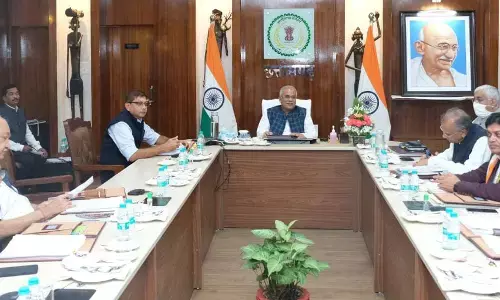 कैबिनेट बिग ब्रेकिंगः शिक्षक भर्ती में छूट, राईस मिलरों को सौगात, स्कूल बसों को भी कोविड छूट, देखिए कैबिनेट के डिटेल फैसले