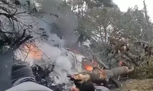 बड़ा हादसा: सेना का हेलीकॉप्टर क्रैश, सीडीएस जनरल बिपिन रावत और उनका परिवार भी था सवार.... रेस्क्यू जारी