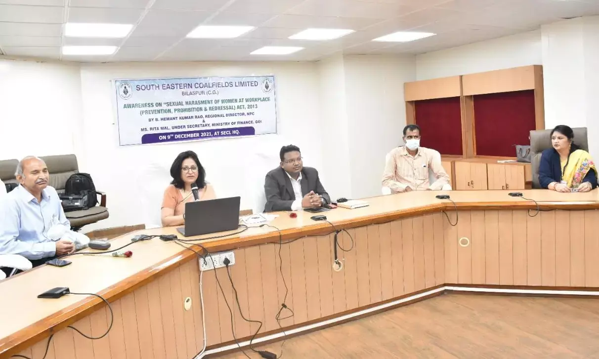 महिलाओं के यौन उत्पीड़न रोकथाम, निषेध और निवारण विषय पर कार्यशाला सम्पन्न