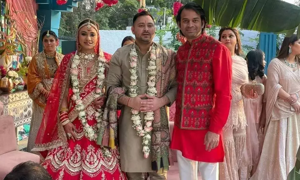 7 साल रिलेशनशिप में रहने के बाद तेजस्वी ने रचाई एलेक्सिस राशेला से शादी, बेटे की हठ के आगेआखिरी क्षणों में झुक गए लालू