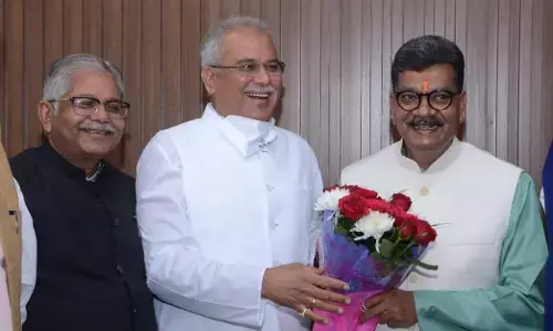 विधानसभा अध्यक्ष महंत का मना सादगी से जन्मदिन.. CDS बिपिन रावत समेत शहीदों और सदस्य देवव्रत के निधन की वजह से महंत के थे दो टूक निर्देश -केवल शुभकामनाएँ स्वीकार