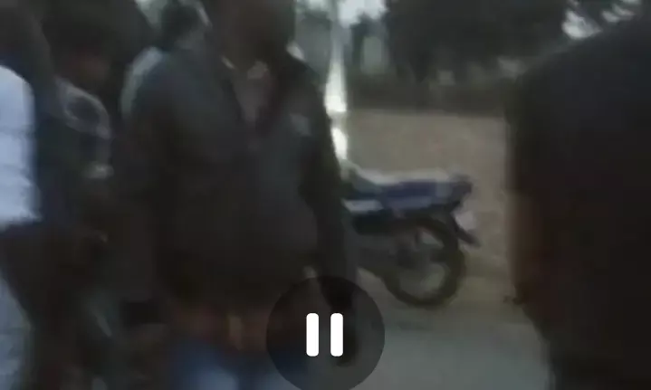 छठी कार्यक्रम से लौट रहे 20 ग्रामीण घायल...5 गम्भीर, तेज रफ्तार पिकअप पलटी,