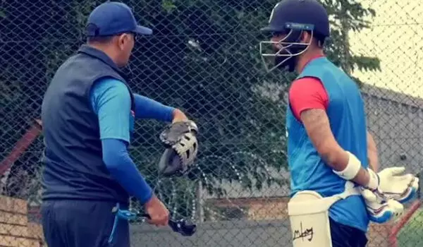 IND vs SA: कोच और कप्तान में दिखी गजब की बॉन्डिंग, राहुल द्रविड़ ने विराट कोहली को दिए बैटिंग टिप्स!