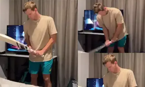 देर रात को होटल रूम में ही बैटिंग करने लगा ये खिलाड़ी,  वाइफ ने शेयर किया वीडियो..