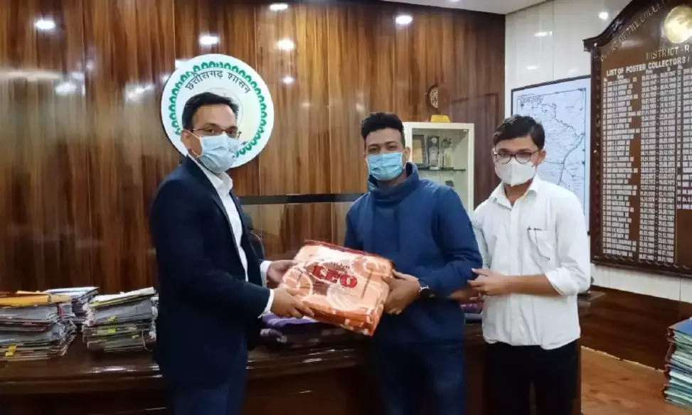 कलेक्टर सौरभ कुमार ने भेंट किया जरूरतमंदों के लिए कंबल