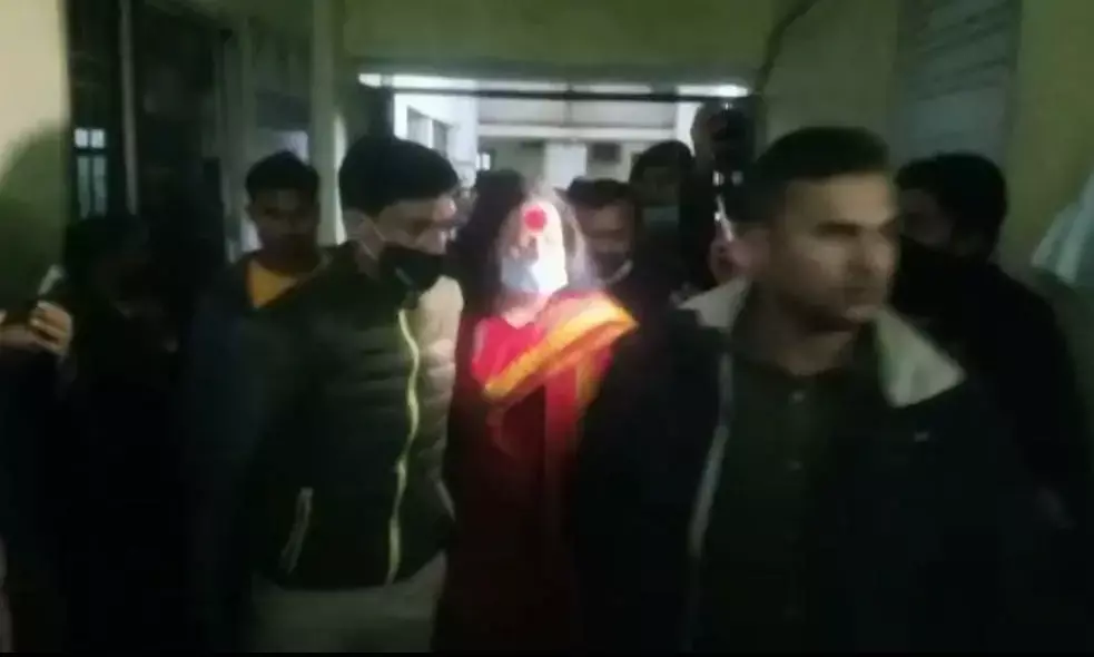ब्रेकिंग: कालीचरण महाराज को रायपुर कोर्ट ने दो दिन की पुलिस रिमांड दी.. राजधानी पुलिस करेगी पूछताछ