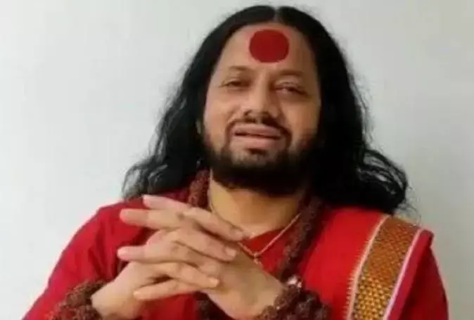 ब्रेकिंग: कालीचरण महाराज खजुराहो से गिरफ़्तार. छत्तीसगढ़ पुलिस देर शाम तक लेकर पहुँचेगी रायपुर