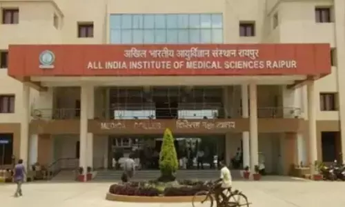 CG-AIIMS के 33 इंटर्न कोरोना पॉजिटिव, 3 सीनियर चिकित्सक भी, अभी और बढ़ सकती है संख्या, डायरेक्टर डॉ0 नागरकर बोले...