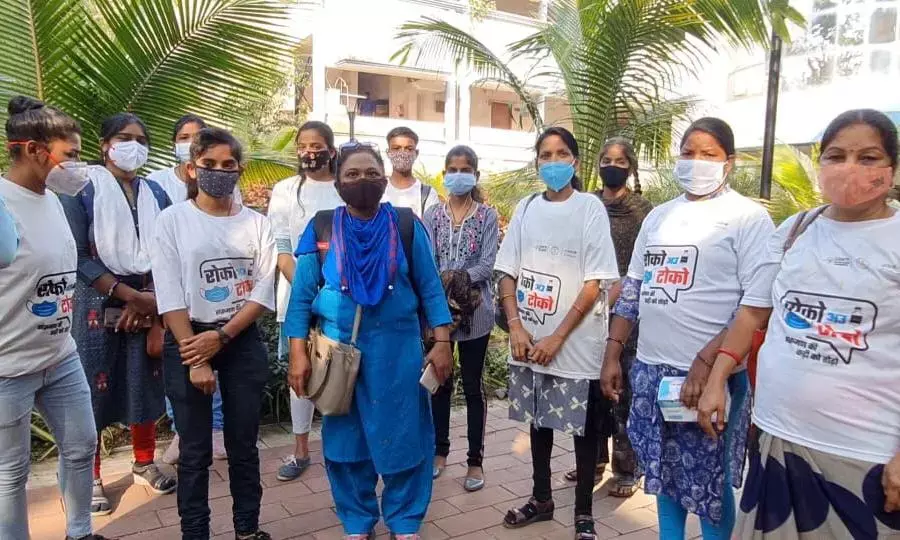 कलेक्टर सौरभ कुमार के मार्गदर्शन में रायपुर जिले में  शुरू हुआ रोको अउ टोको अभियान...