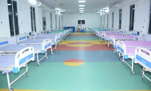 कोरोना की संभावित लहर से निपटने रायपुर जिला प्रशासन की तैयारी, आयुर्वेदिक कॉलेज में 250 शैय्या युक्त कोविड अस्थाई अस्पताल तैयार