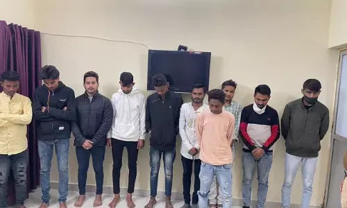 जुआ खेलते बीजेपी युवा मोर्चा का नेता गिरफ्तार, 10 लोग खेल रहे थे जुआ, तभी आ पहुंची पुलिस, 1 लाख नगदी भी जब्त