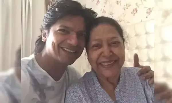 सिंगर के मां की मौत: शान की मां सोनाली मुखर्जी का निधन, गाना गाकर की थी बच्चों की परवरिश