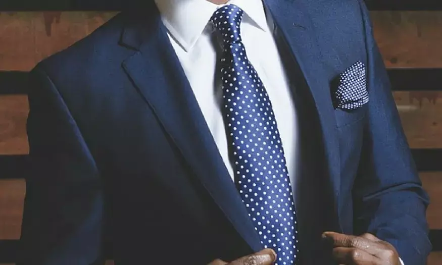 कलेक्टर ने प्रेमिका को इस तरह स्मार्टली किया किनारे, जूनियर से करा दिया ब्याह...पढ़िए कुछ और आईएएस, आईएफएस की प्रेम कहानियों का क्या हुआ अंजाम