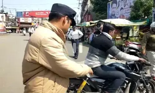 शराबी युवक पर 17 हजार 500 का जुर्माना....शराब के नशे में पुलिसकर्मी से बदतमीजी करना पड़ा भारी, अब पटाना पड़ेगा साढ़े सत्रह हजार का जुर्माना....