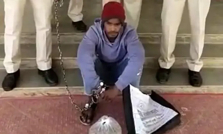 निजात के तहत खैरागढ़ पुलिस को मिली सफलता... 2 किलों 200 ग्राम गांजा के साथ एक आरोपी गिरफ्तार