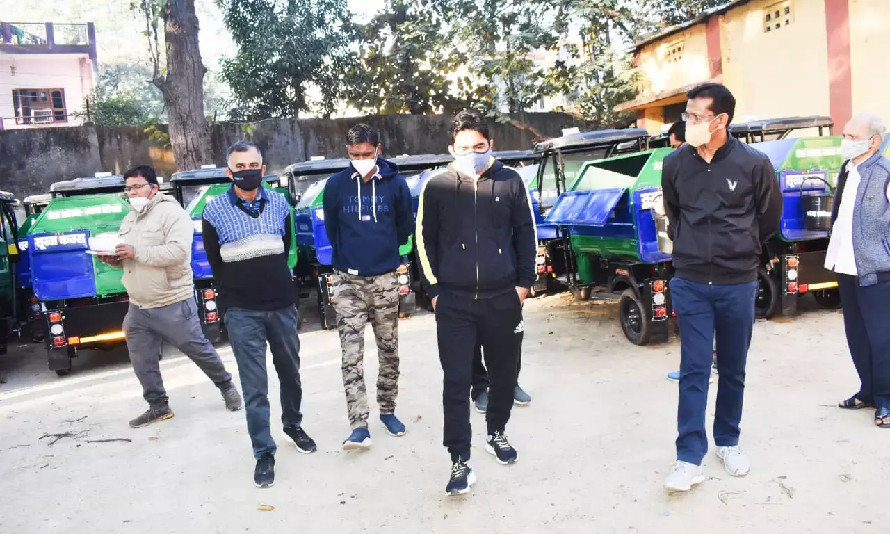 स्वच्छता पर विशेष फोकस... आयुक्त प्रभाकर पाण्डेय ने वार्डवार विशेष स्वच्छता अभियान चलाने के दिए निर्देश