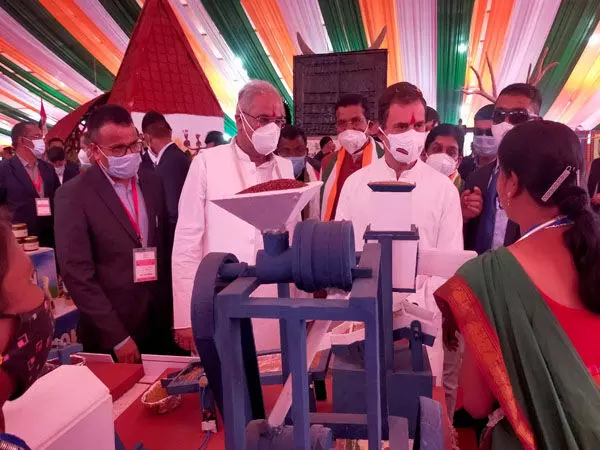 विकास प्रदर्शनी 6 फ़रवरी तक बढ़ाई गई, लोगों की उत्सुकता को देखते सरकार का फैसला विकास प्रदर्शनी 6 फ़रवरी तक बढ़ाई गई, लोगों की उत्सुकता को देखते सरकार का फैसला