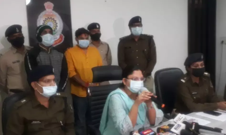 CG-मंत्री तक पहुंच सकती है शिक्षक पोस्टिंग घोटाले की आंच...संकुल प्रभारी भी गिरफ्तार, मंत्री के साले से दोस्ती गांठ शिक्षकों की पोस्टिंग का खेल