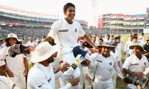 आज ही के दिन कुंबले ने उड़ाई थी पाकिस्तान की धज्जियां, 23 साल पहले सिल की थी ऐतिहासिक उपलब्धि... देखें वीडियो