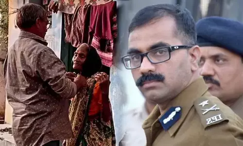 बेटे ने अपनी मां के लिए किए ऐसा काम, IPS अधिकारी भी हो गए फिदा... देखें विडियो