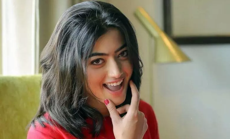 Rashmika Mandanna Blooms With The Grace Of A Bouquet Of Beautiful Red Roses  For The HT Most Stylish Awards 2022