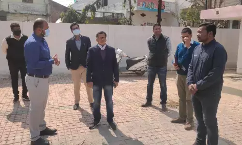सी-मार्ट के जरिए सस्ते दरो में मिल सकेंगे देशी गुणवक्ता युक्त बड़े ब्रांड के सामान...सरगुजा कलेक्टर संजीव कुमार झा ने निरीक्षण कर लिया जायजा