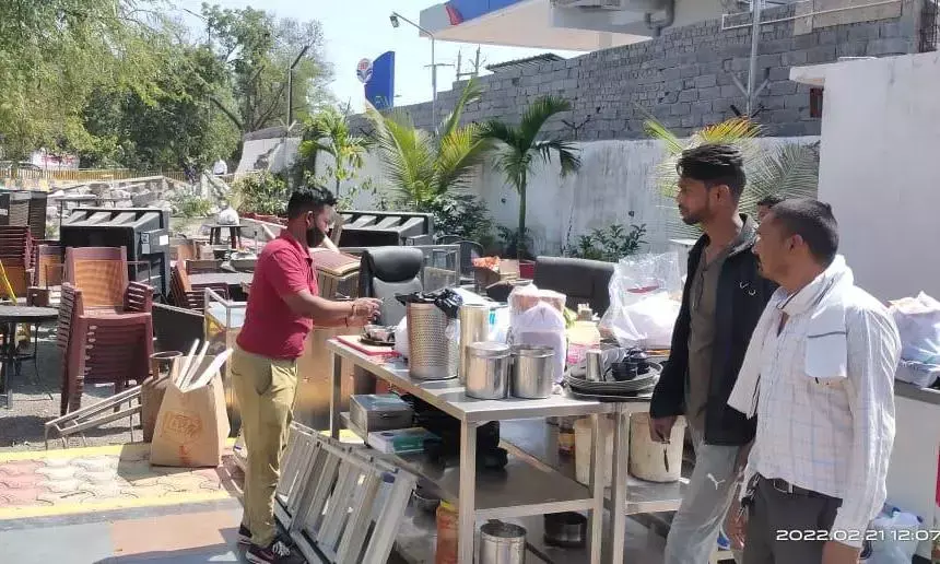 राजधानी में चला बुलडोजरः न्यू मामा कैफे, मैगी कैफे सहित श्याम चावला कंपनी के 16 एकड़ की अवैध प्लॉटिंग पर चला प्रशासन का डंडा, कलेक्टर सौरव कुमार बोले...