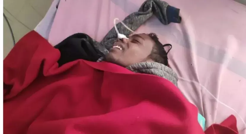 कलेक्टर के जनदर्शन में आये युवक ने कलेक्टर के सामने खाया जहर, मचा हड़कंप