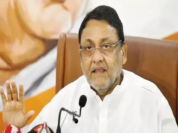 नवाब मलिक पहुँचे ईडी के दफ़्तर.. भाजपा का तंज - नवाब का कबाब बनेगा.. अंडरवर्ल्ड से संबंधित संपत्ति पर ईडी के तल्ख सवाल