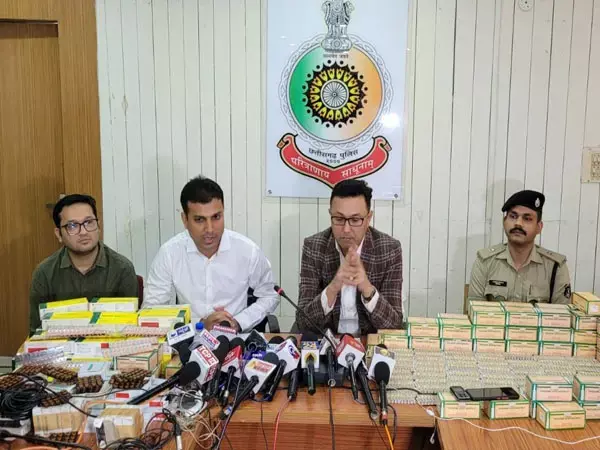 50 लाख का नशे का सामान: नारकोटिक्स सेल की बड़ी कार्रवाई, दो सरगना सहित  7 आरोपी गिरफ्तार... भारी मात्रा में इंजेक्शन, गांजा और नशीली टेबलेट भी जब्त...
