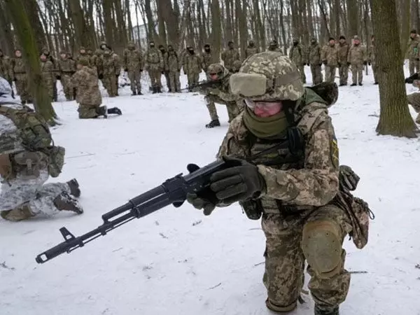 रूस के 50 जवान ढेर किए...यूक्रेन का बड़ा दावा- हमारी सेना ने मार गिराए रूस के 6 विमान...