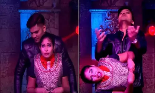 वीडियो: इस जादूगर का जादू देखते ही उड़ जायेंगे आपके होश, लड़की को बांटा दो टुकड़ों में फिर लड़की को जोड़कर बनाया पहले जैसा....