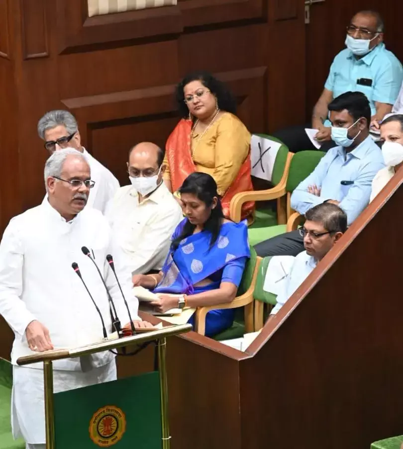 विधायक निधि बिग ब्रेकिंगः विधायकों, जिला पंचायतों समेत अन्य जनप्रतिनिधियों की निधि, मानदेय और भत्ते में भारी वृद्धि, विधायक निधि दुगुनी हुई